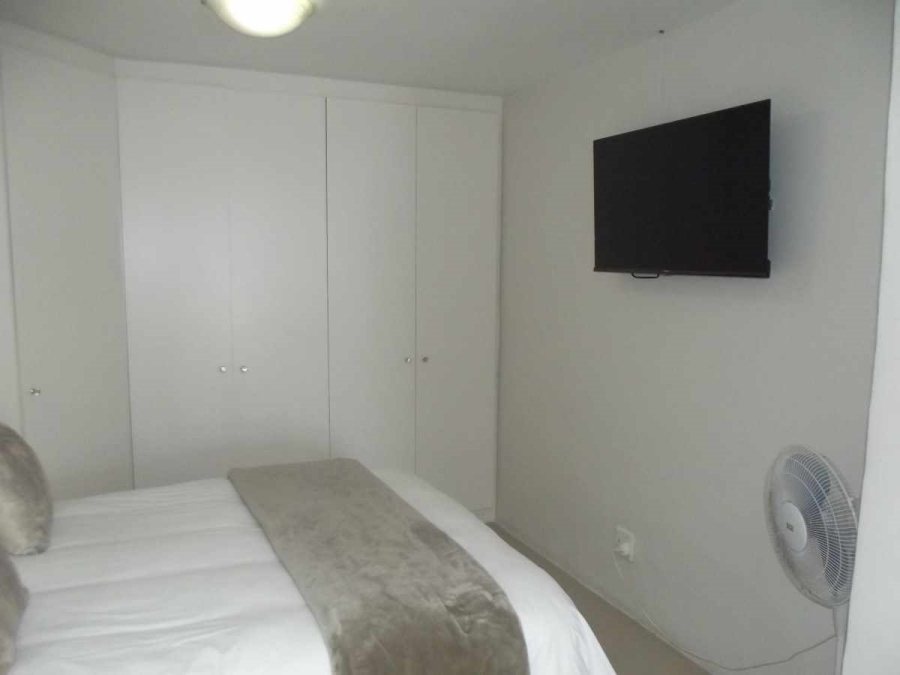 5 Bedroom Property for Sale in Bloubergstrand Western Cape